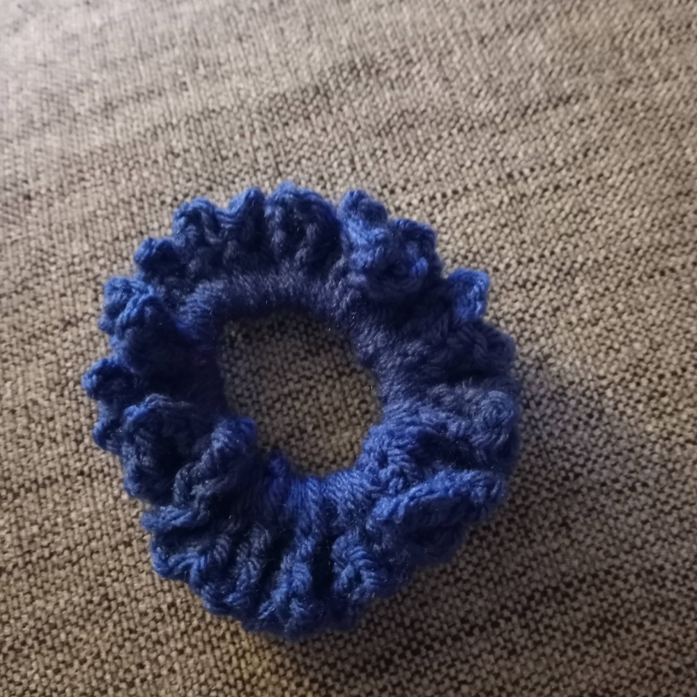 Rubber band Crochet handmade. Coletero a crochet echo amano.